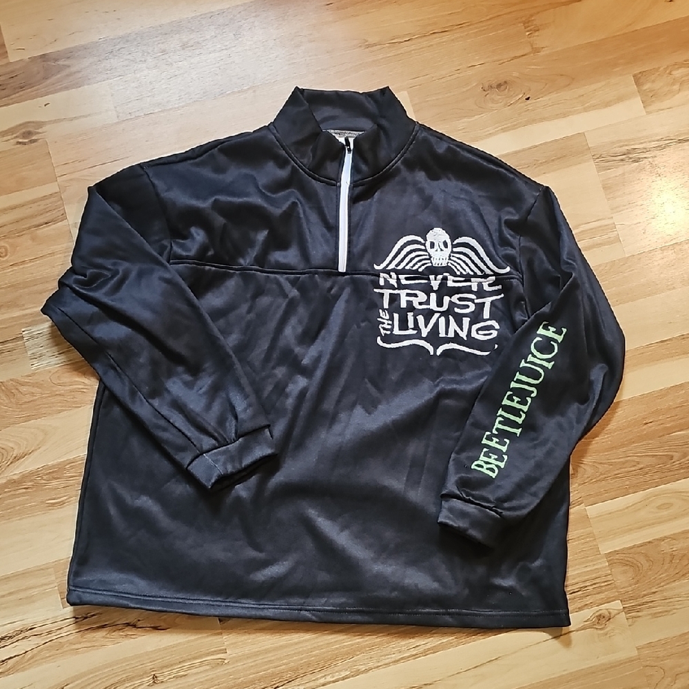 Black Beetlejuice Pullover